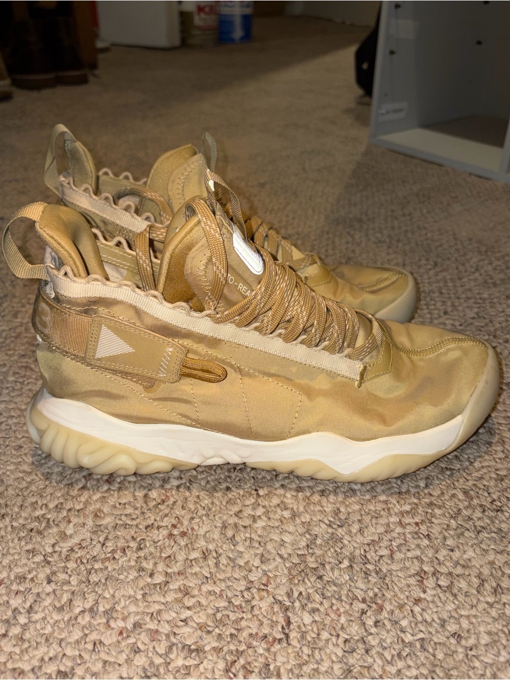 Jordan Proto React Light Cream (men’s 8.5)